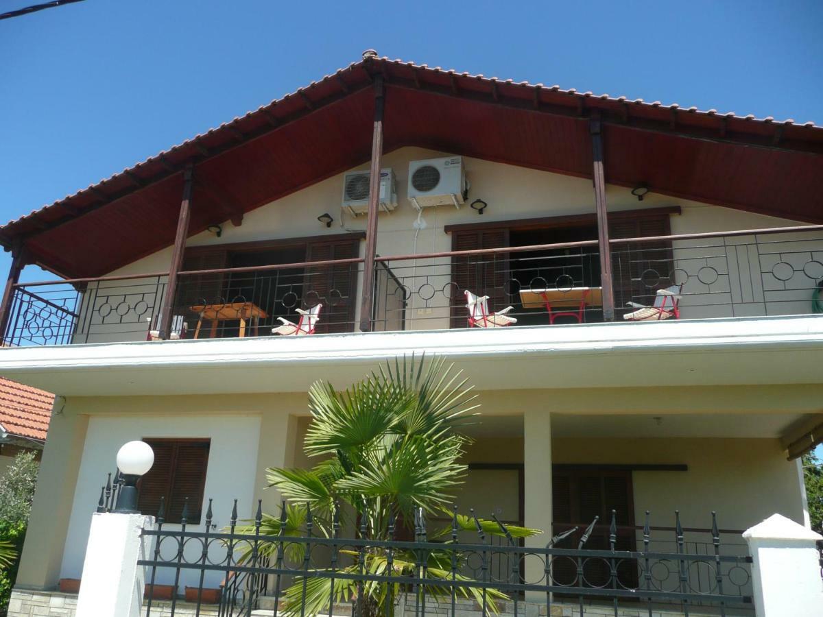 Kallilkratia Holiday Flat 2 Nea Kallikrateia المظهر الخارجي الصورة